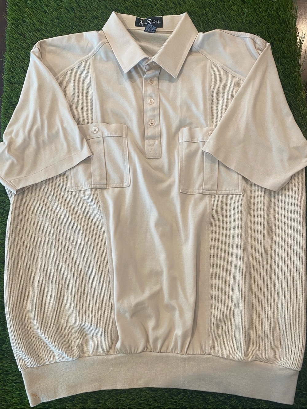 Alan Stuart Vintage Men's XL Beige Solid Polo Shirt Short Sleeve Pockets Golf